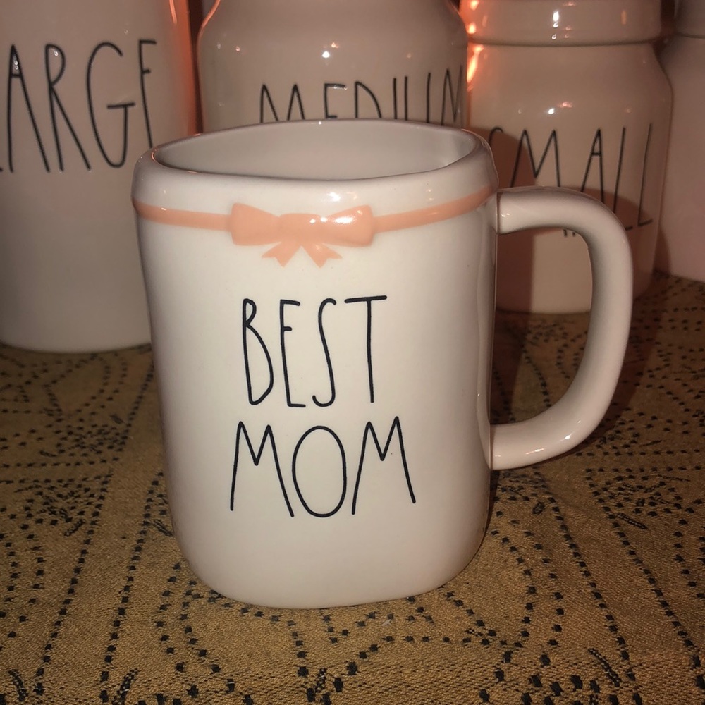 Rae Dunn BEST MOM Mug with Pink Bow